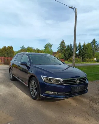 volkswagen passat jeziorany Volkswagen Passat cena 78000 przebieg: 168000, rok produkcji 2018 z Jeziorany